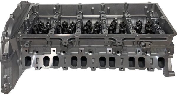 Cylinder Head with the valves fitted for Ford Ranger and Mazda BT50 3.2l P5AT